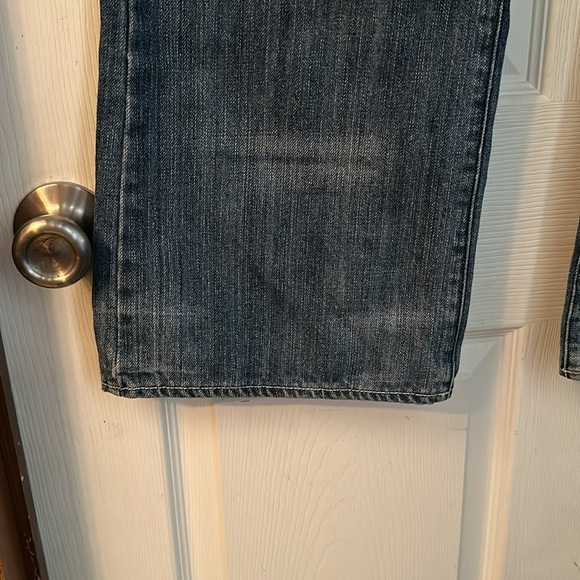 Mint, Beautifully distressed/lightly destructed Men’s Rock&Republic Jeans 38x33 - Picture 4 of 8